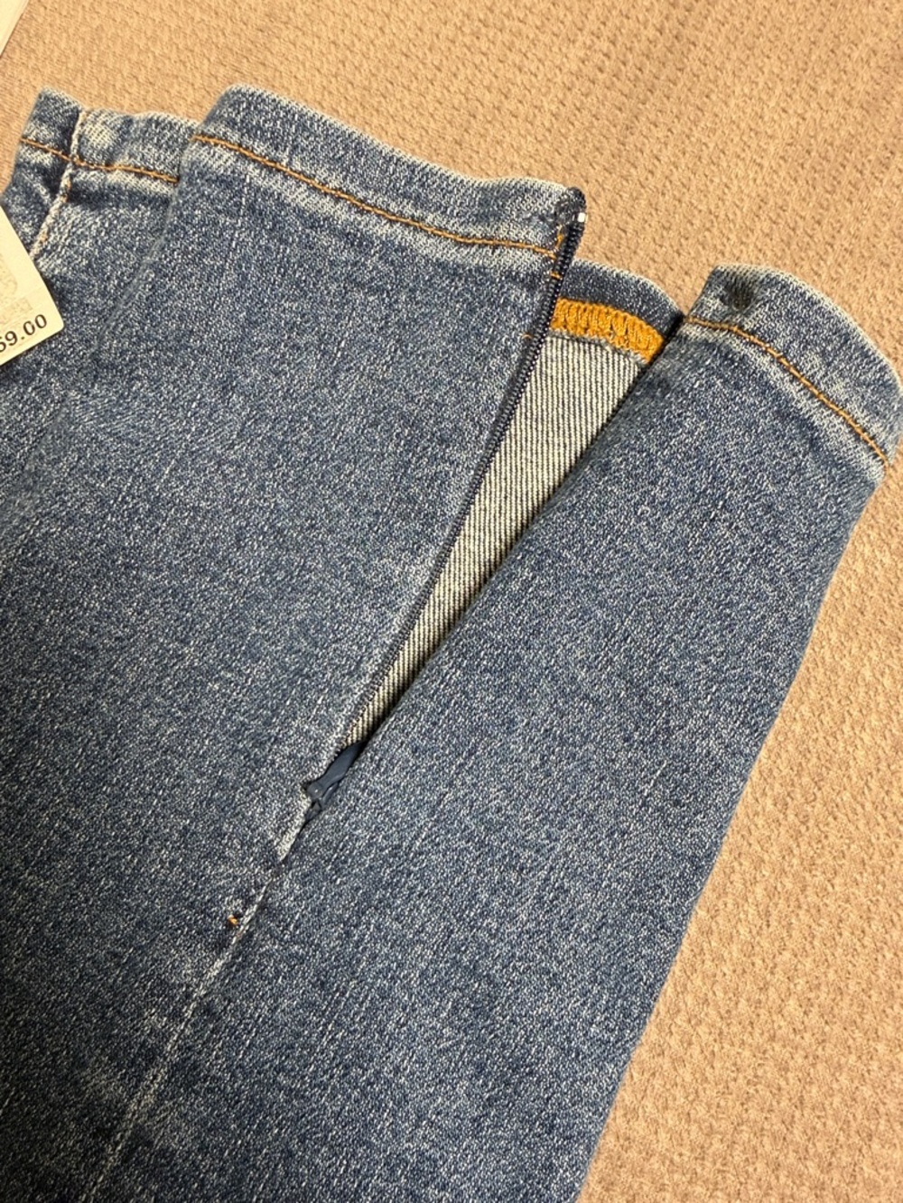 Good American Slim High-Rise Skinny Jeans - Medium Blue Wash - Picture 4 of 8